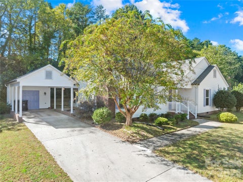 Photo of 477 Birchwood Trail NE, Concord, NC 28025 (MLS # 4435426)