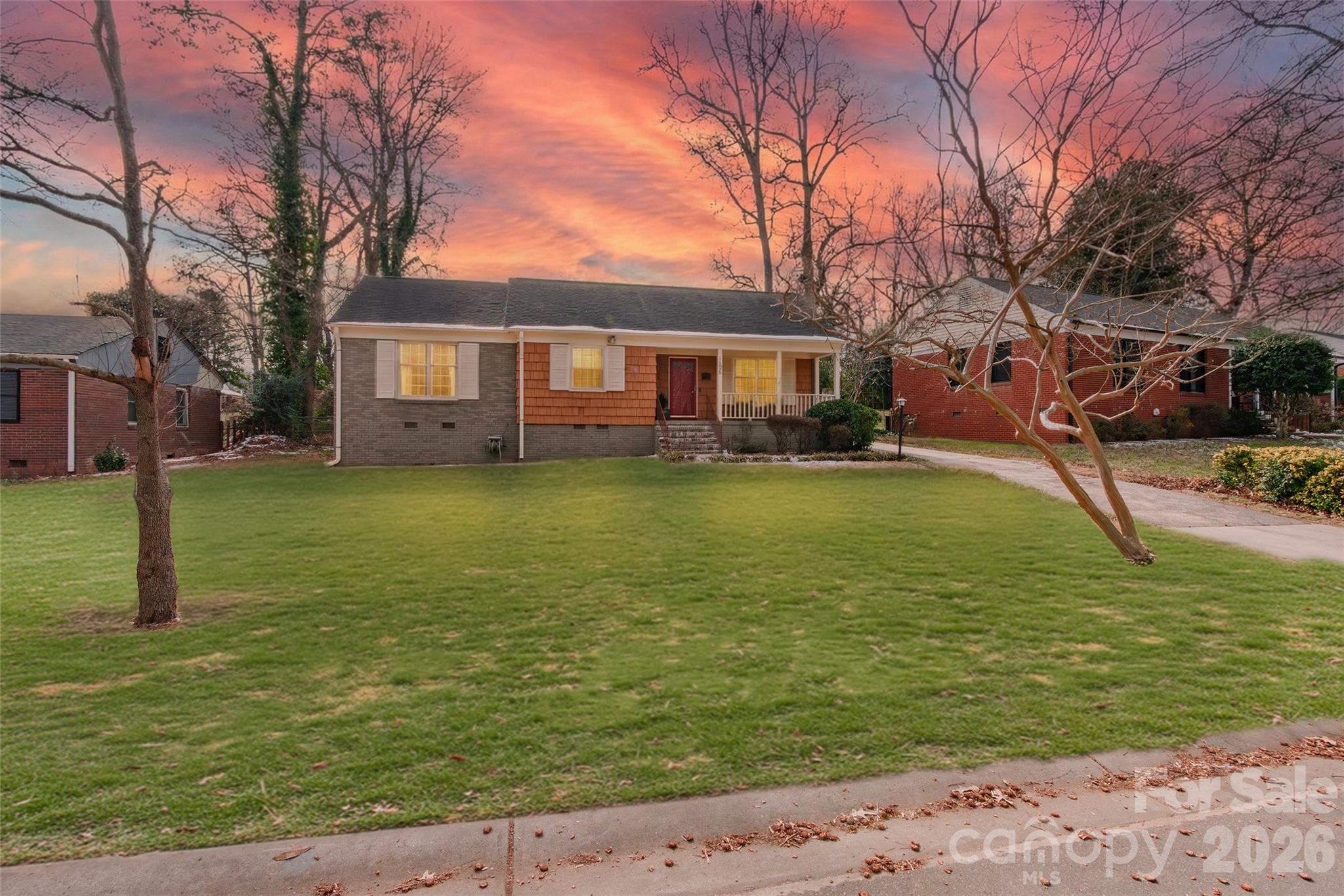 3728 Stonehaven Drive