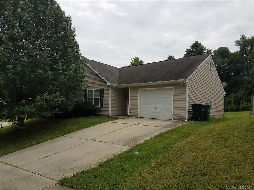 Beautiful 3 bedroom, 2 bath ranch home is a great investment opportunity. Tenant occupied on a month to month lease at $925 per month