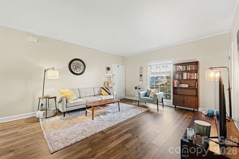 Photo of 5925 Quail Hollow Road #E, Charlotte, NC 28210 (MLS # 4388944)
