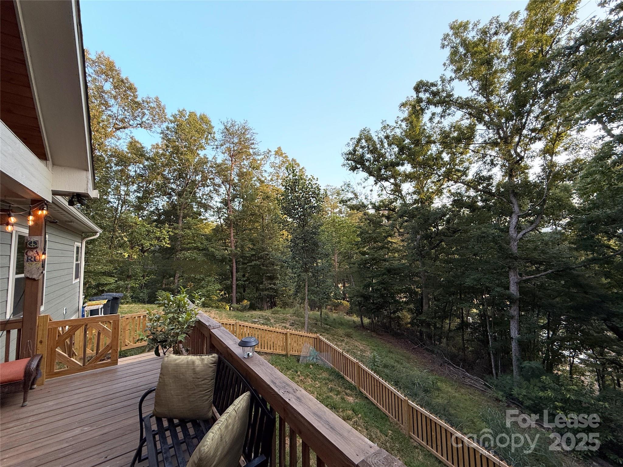 Paradise Point - Residential Lease