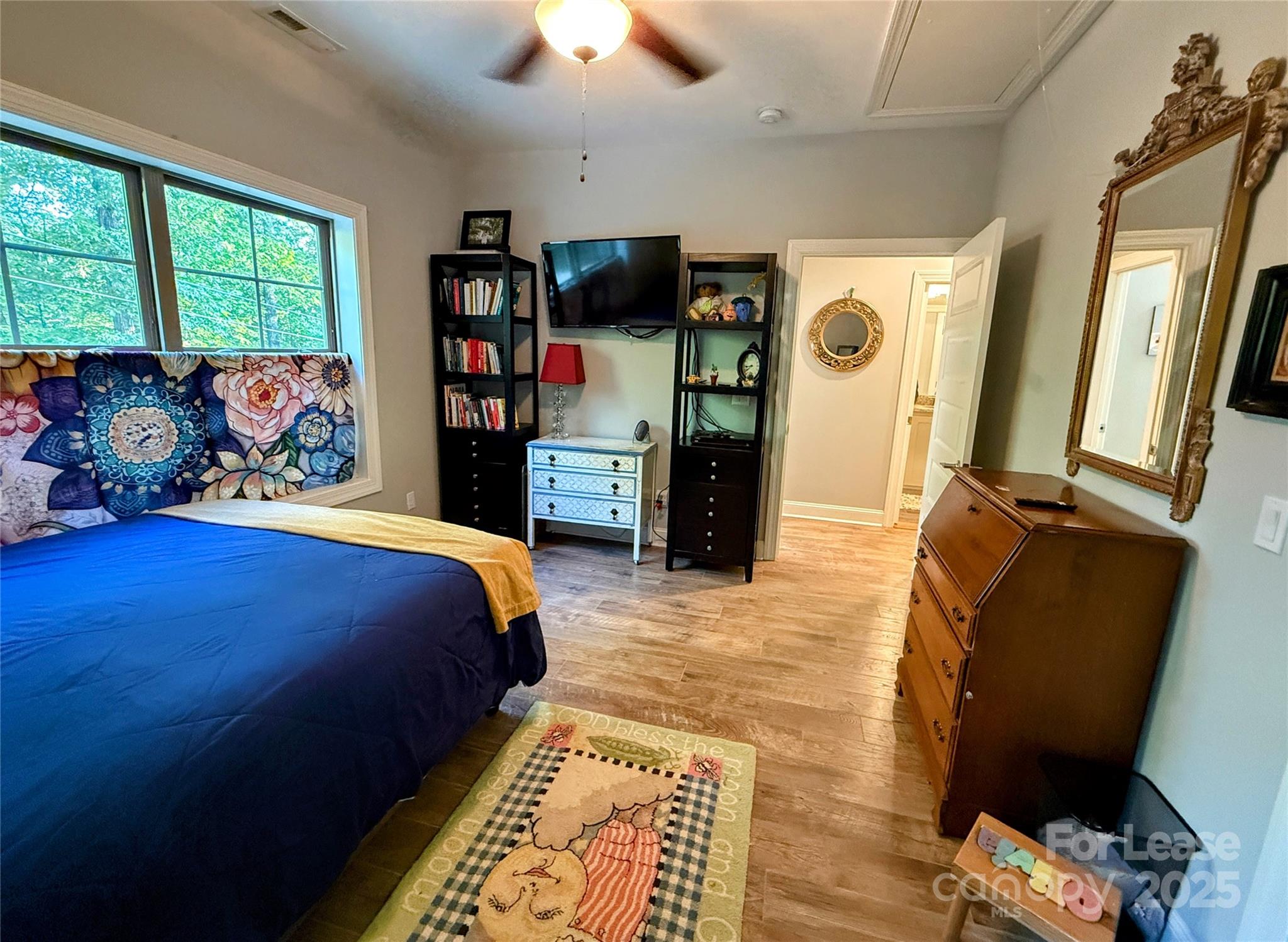 Paradise Point - Residential Lease