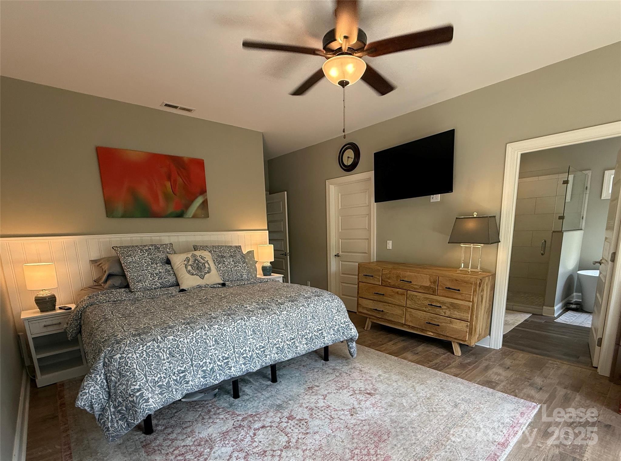 Paradise Point - Residential Lease