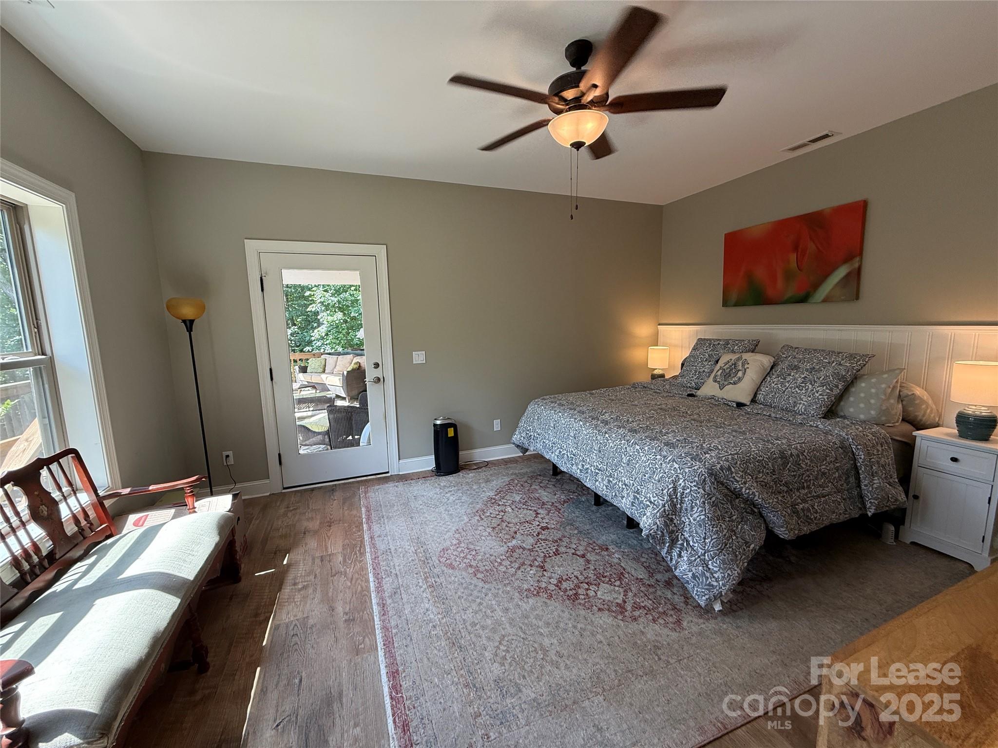 Paradise Point - Residential Lease