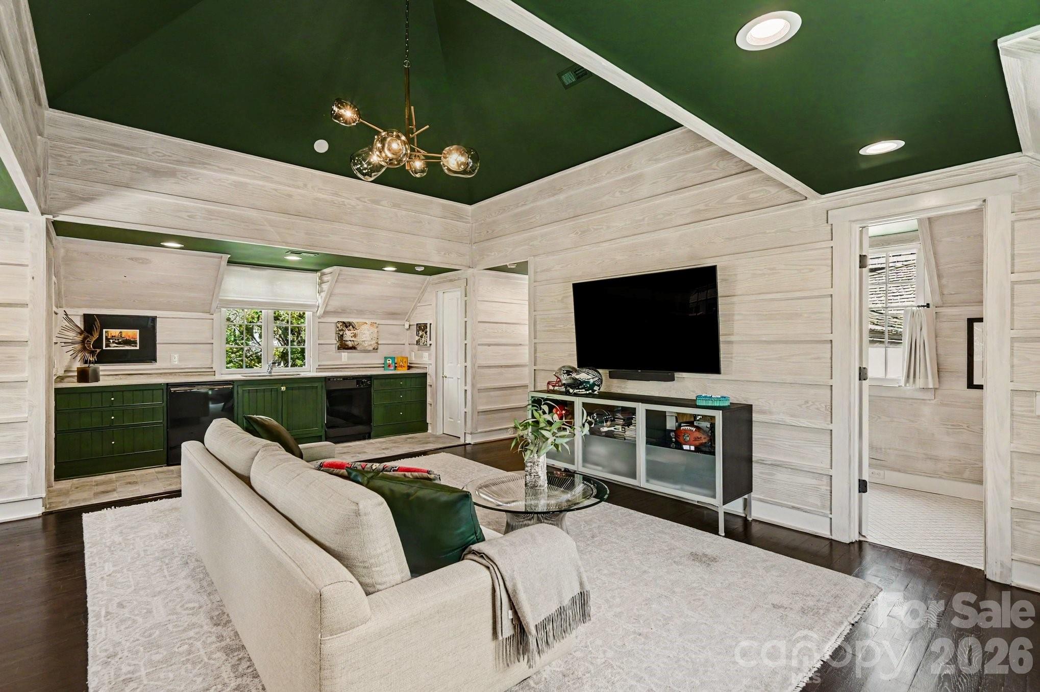 Myers Park - Residential