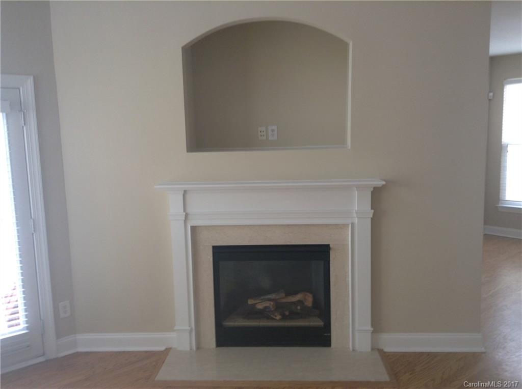 Macaulay - Residential Lease