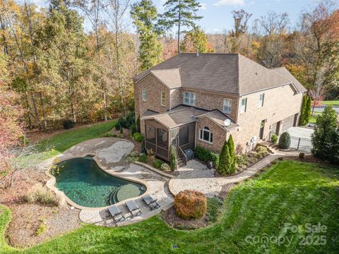 A home in Weddington