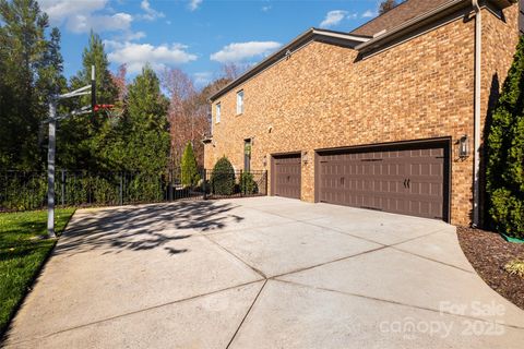 A home in Weddington