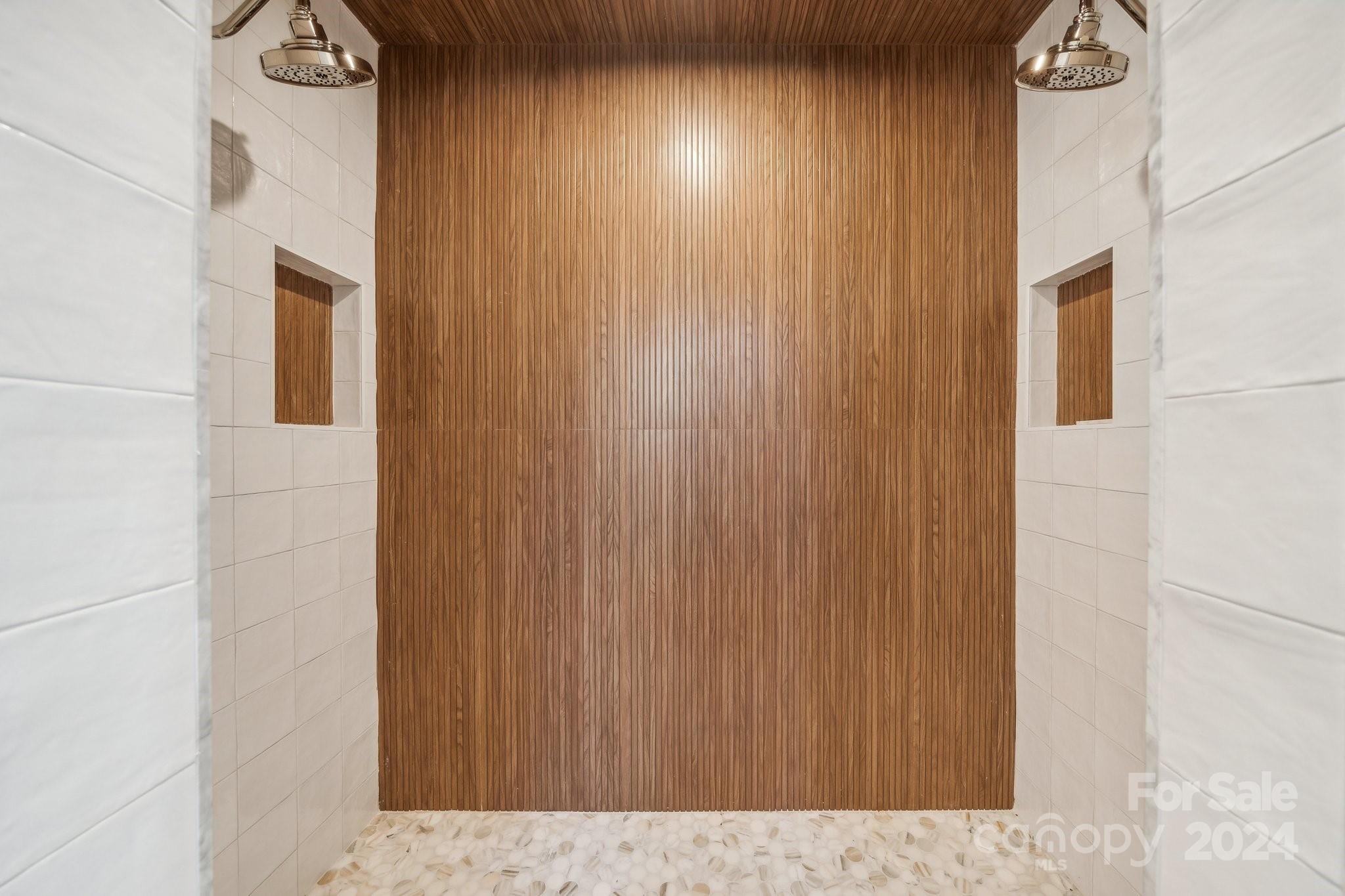 Mammoth Oaks - Residential