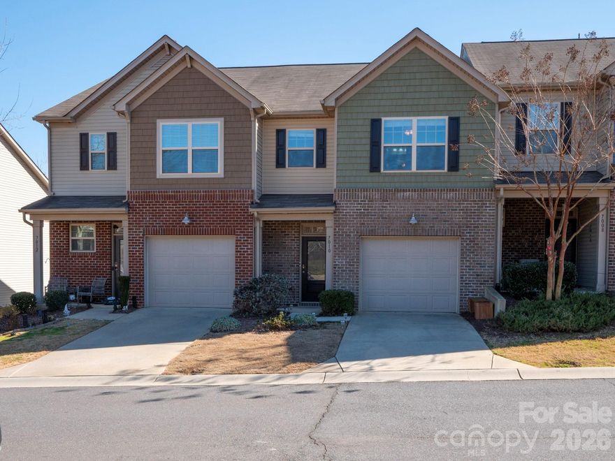 Great location in Indian Land, SC... Great community in The Grove. Located close to many great restaurants, shopping and entertainment. 2 Bedrooms/2.5 Baths. Each bedroom has access to a private bath. Laundry room located near the bedrooms. Open kitchen has large granite island with bar area and stainless appliances, including refrigerator and gas cooktop and a large pantry. All open to the cozy family room with gas fireplace. Large rear outdoor area with screened and covered patio. Walking distance to the pool and mailbox. One car garage and driveway. Garage floor has a concrete floor coating surface. Street parking available. Large park area with benches available directly across from the home.
A new Costco and Target recently opened in Indian Land.