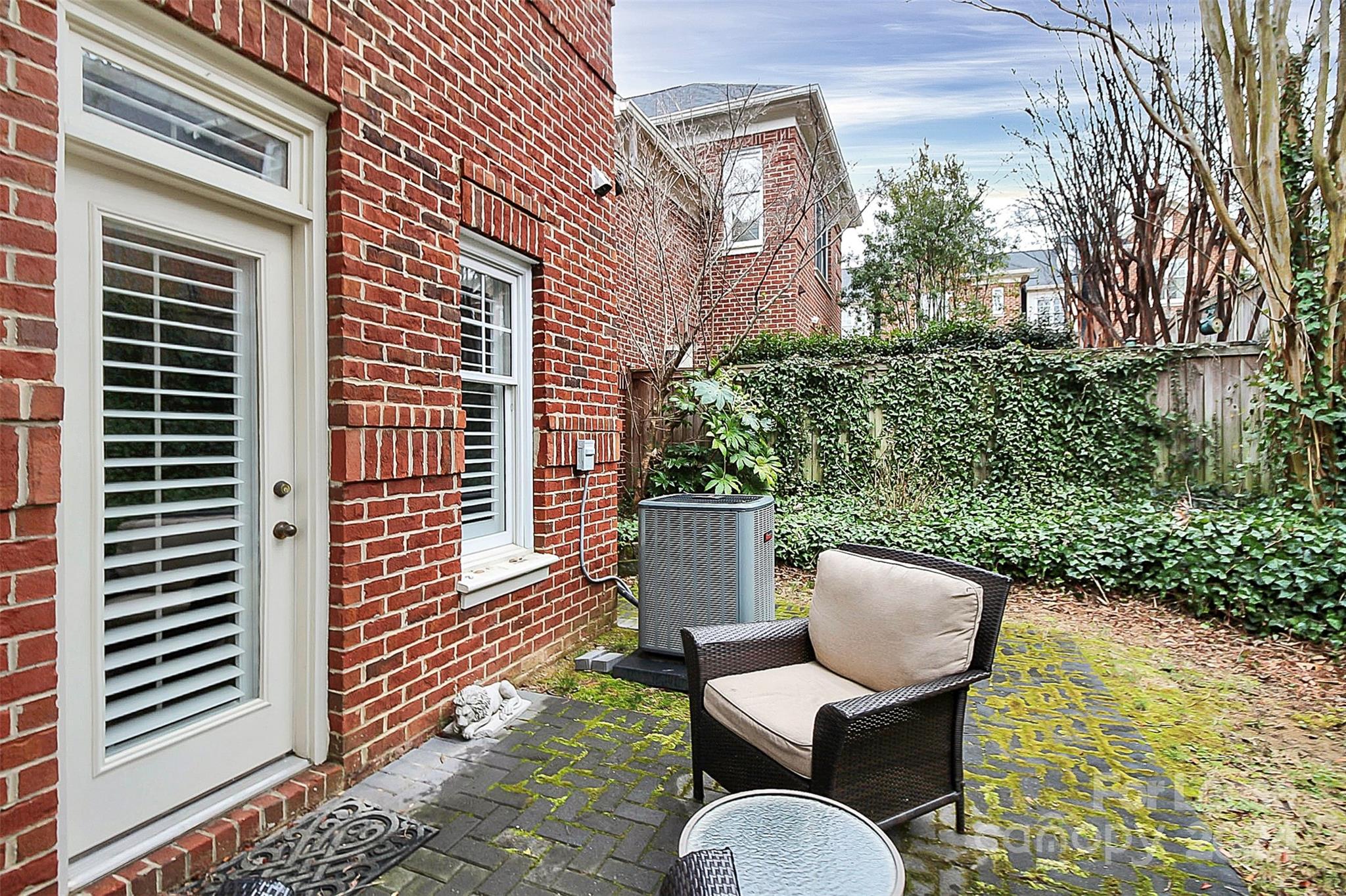 Myers Park - Residential Lease