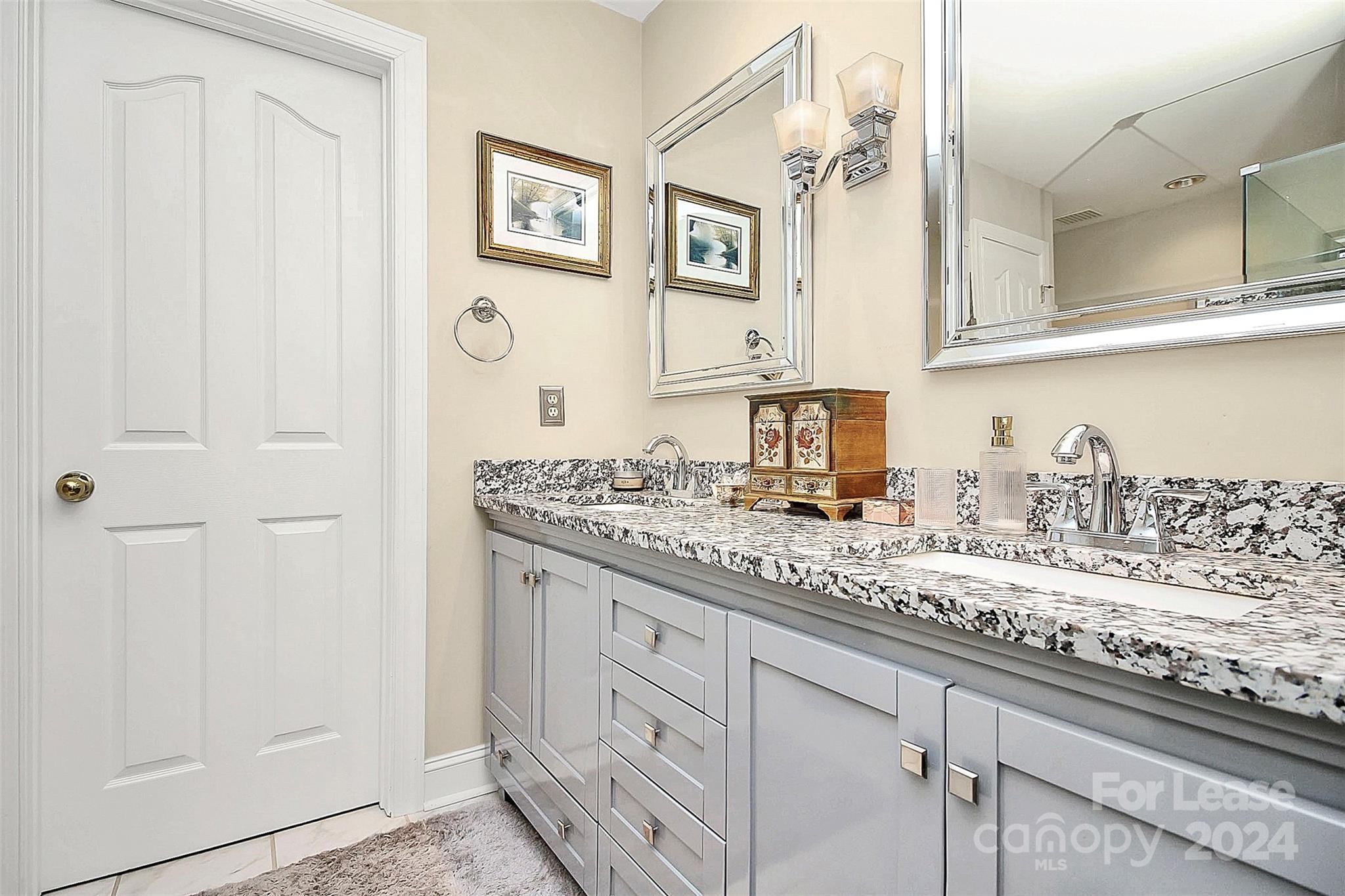 Myers Park - Residential Lease