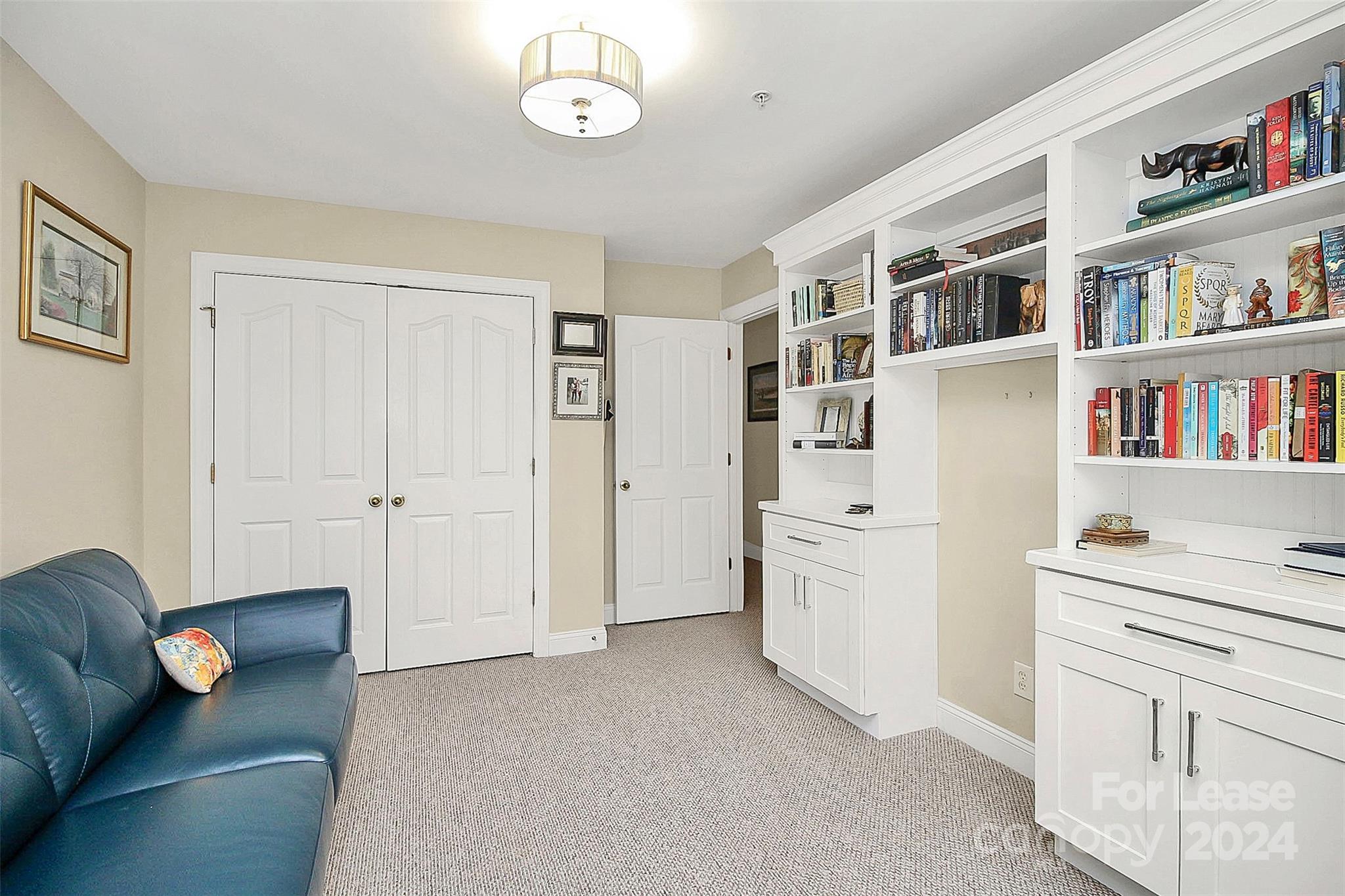 Myers Park - Residential Lease