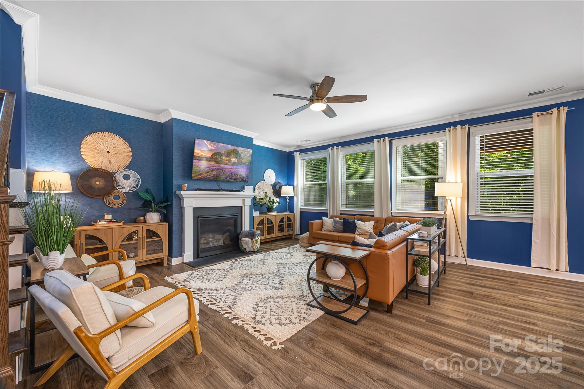 Lake Crest - Residential