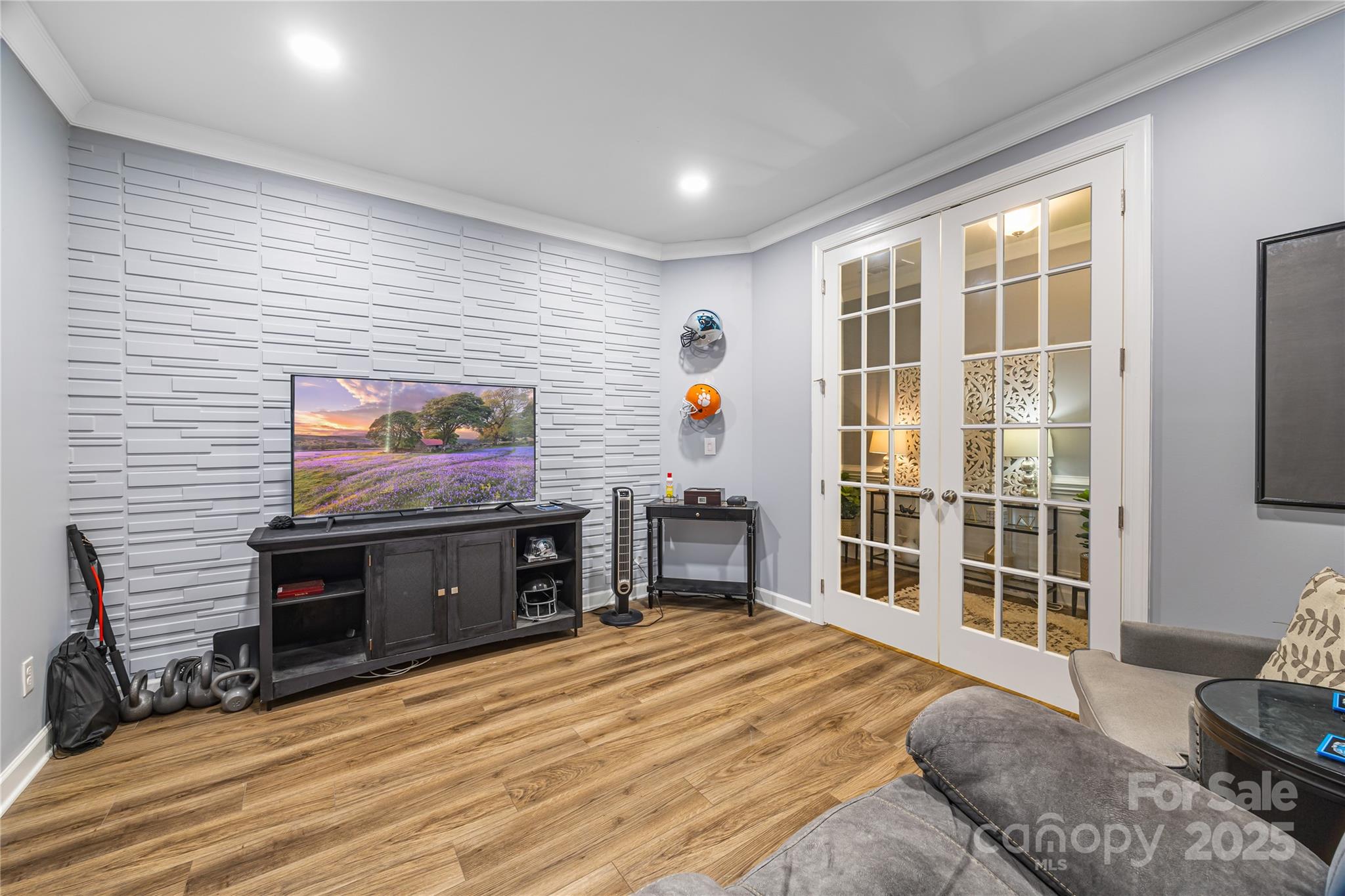 5088 Watersail Way