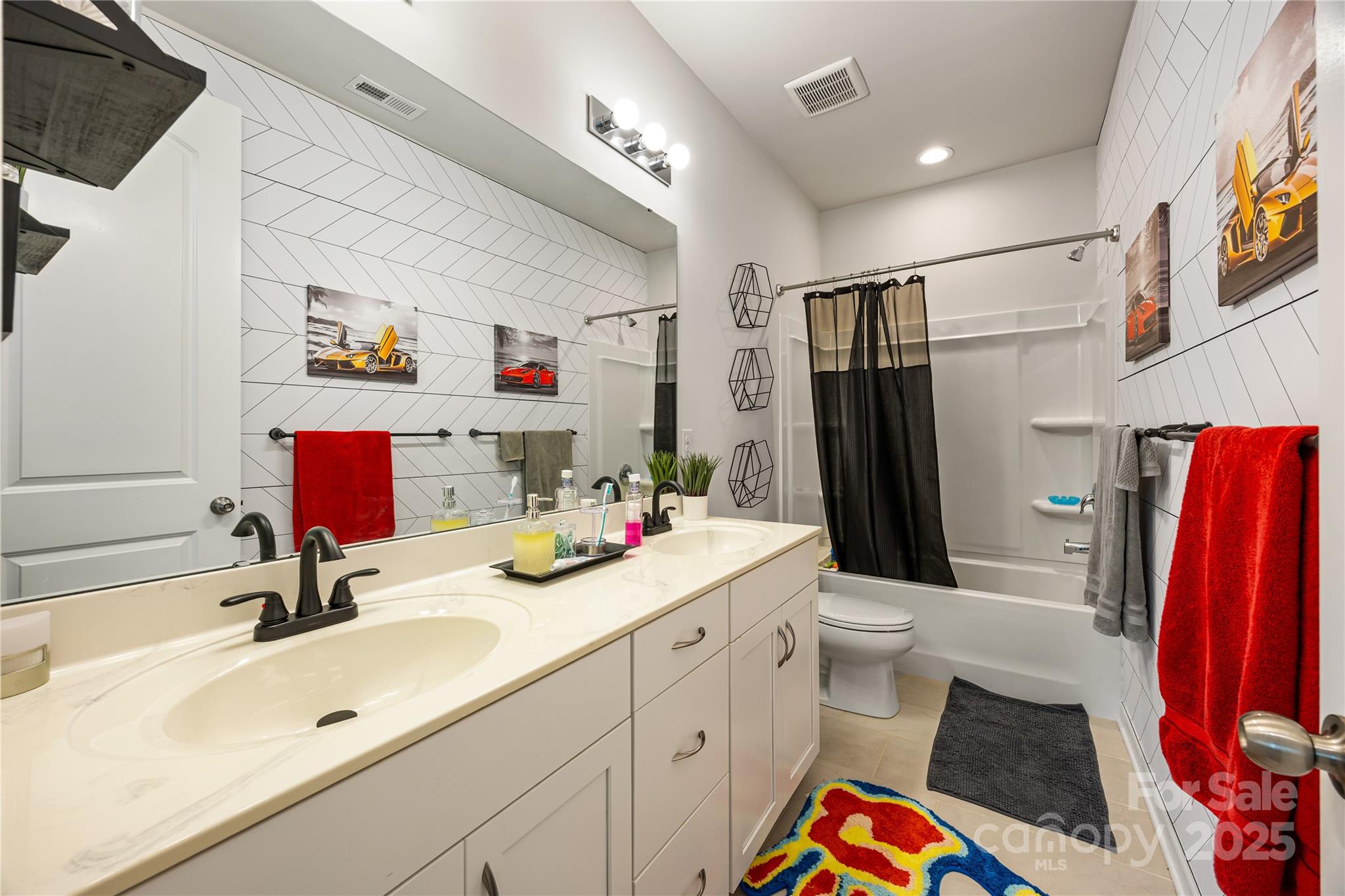 Lake Crest - Residential