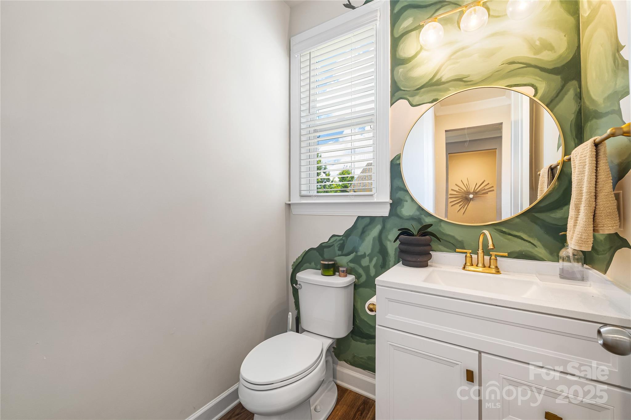 Lake Crest - Residential