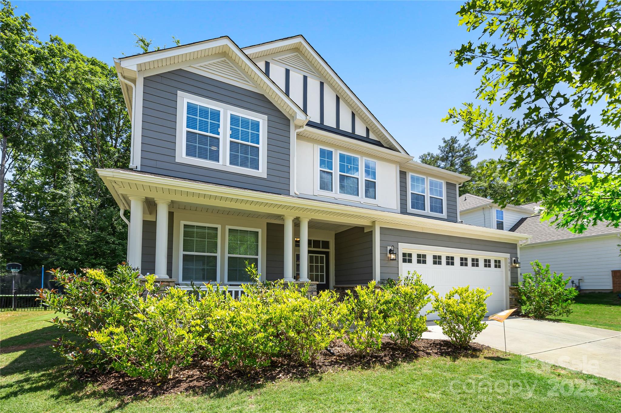 Lake Crest - Residential