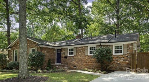 Photo of 5524 Seacroft Road, Charlotte, NC 28210 (MLS # 4417148)