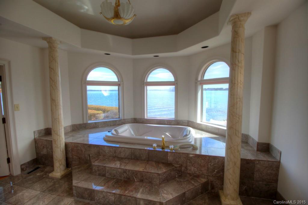 Governors Island - Residential