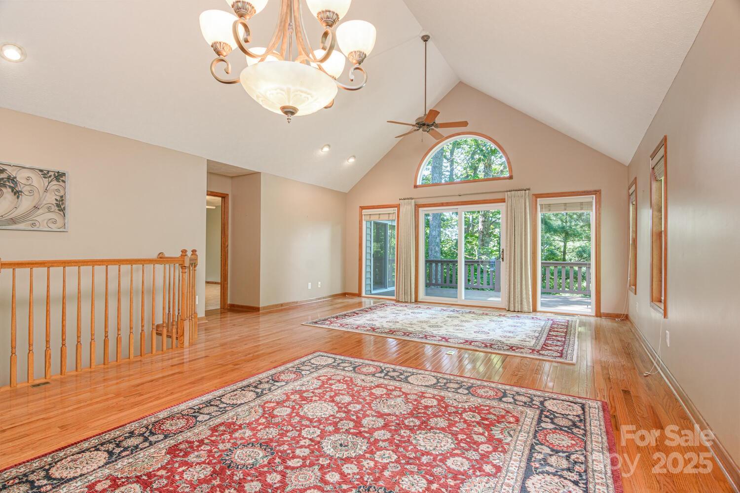 299 Carriage Summitt Way