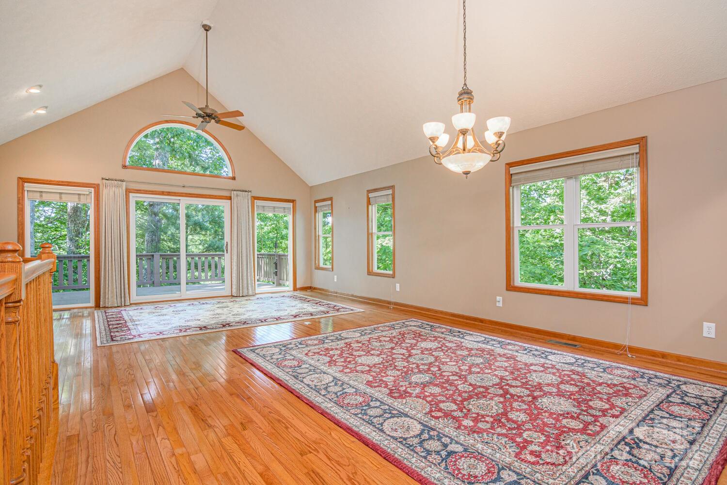 299 Carriage Summitt Way