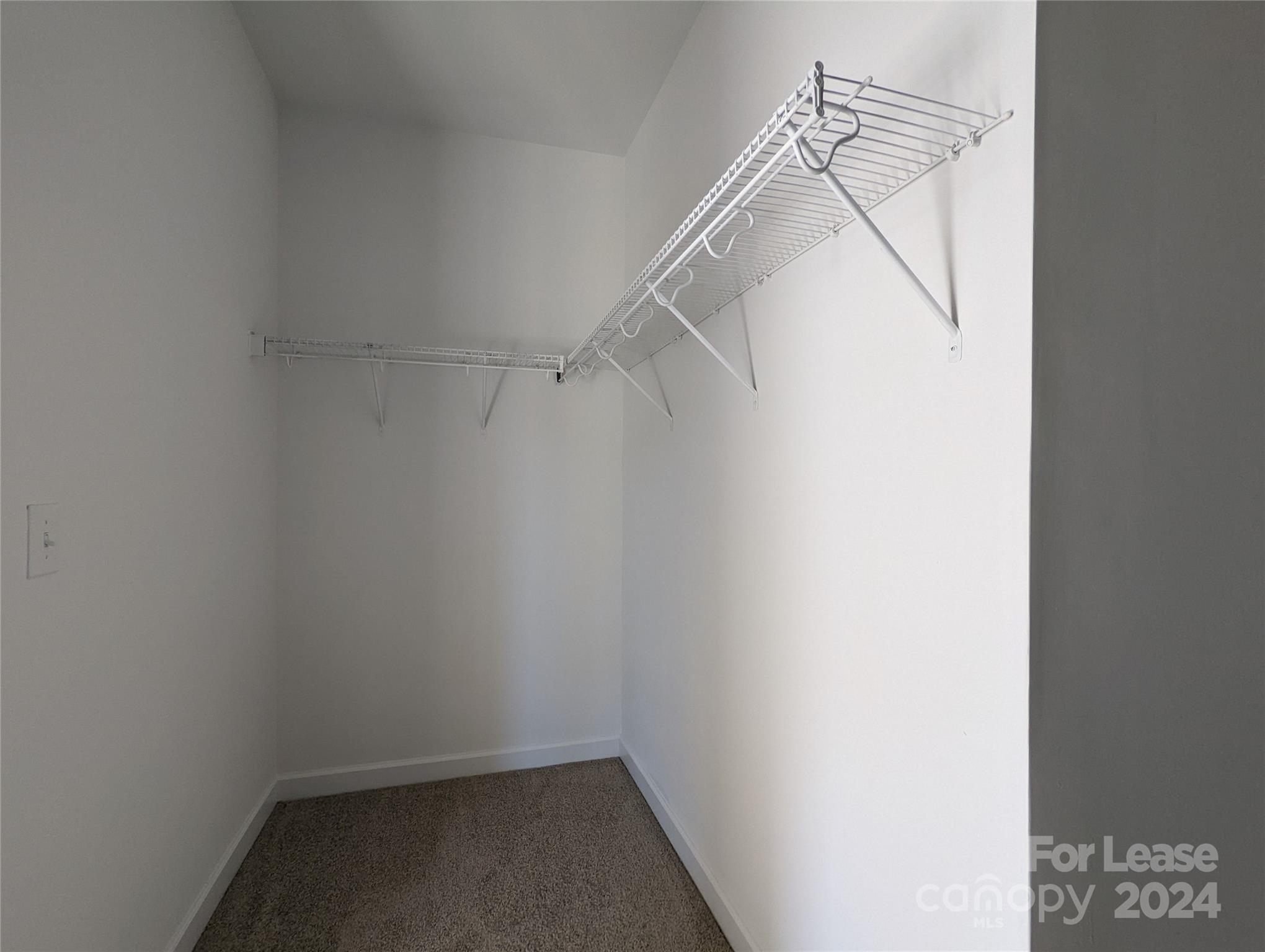 Haywyck Meadows - Residential Lease