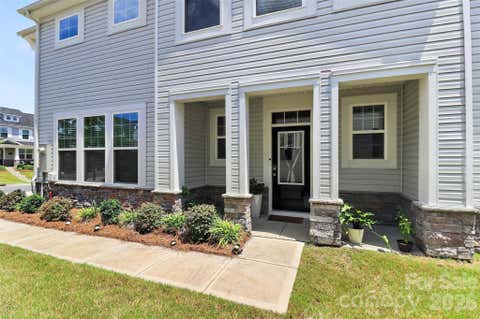 Photo of 13327 Savaine Street, Charlotte, NC 28278 (MLS # 4411920)