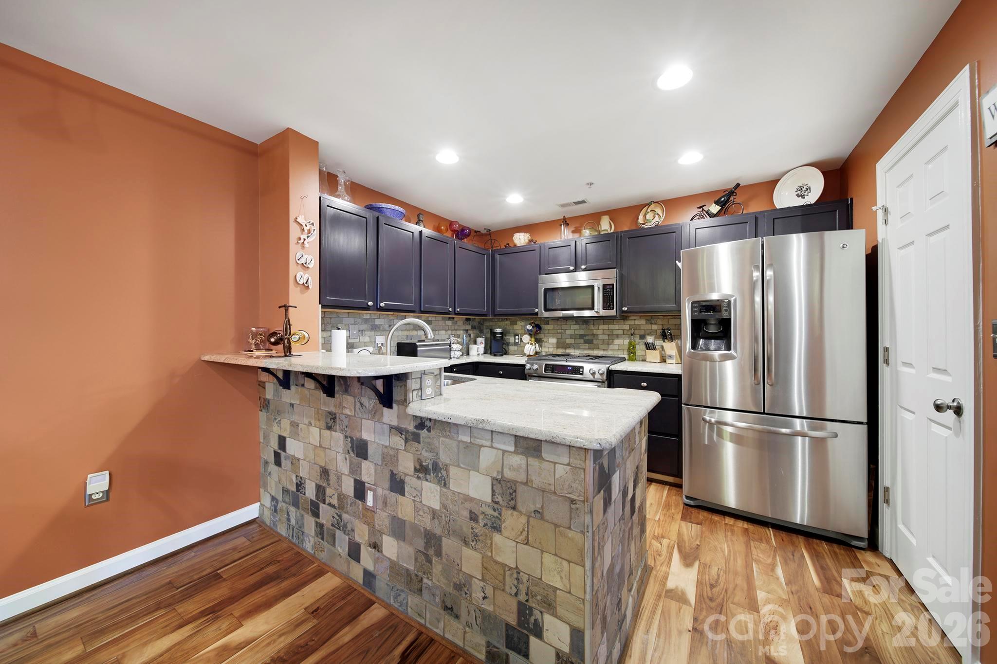 Gateway Plaza - Residential