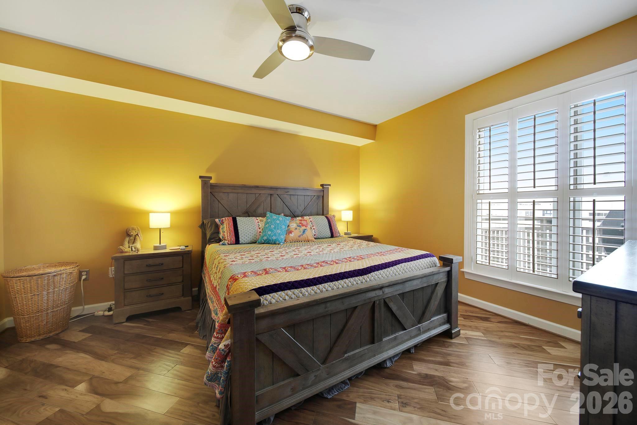 Gateway Plaza - Residential