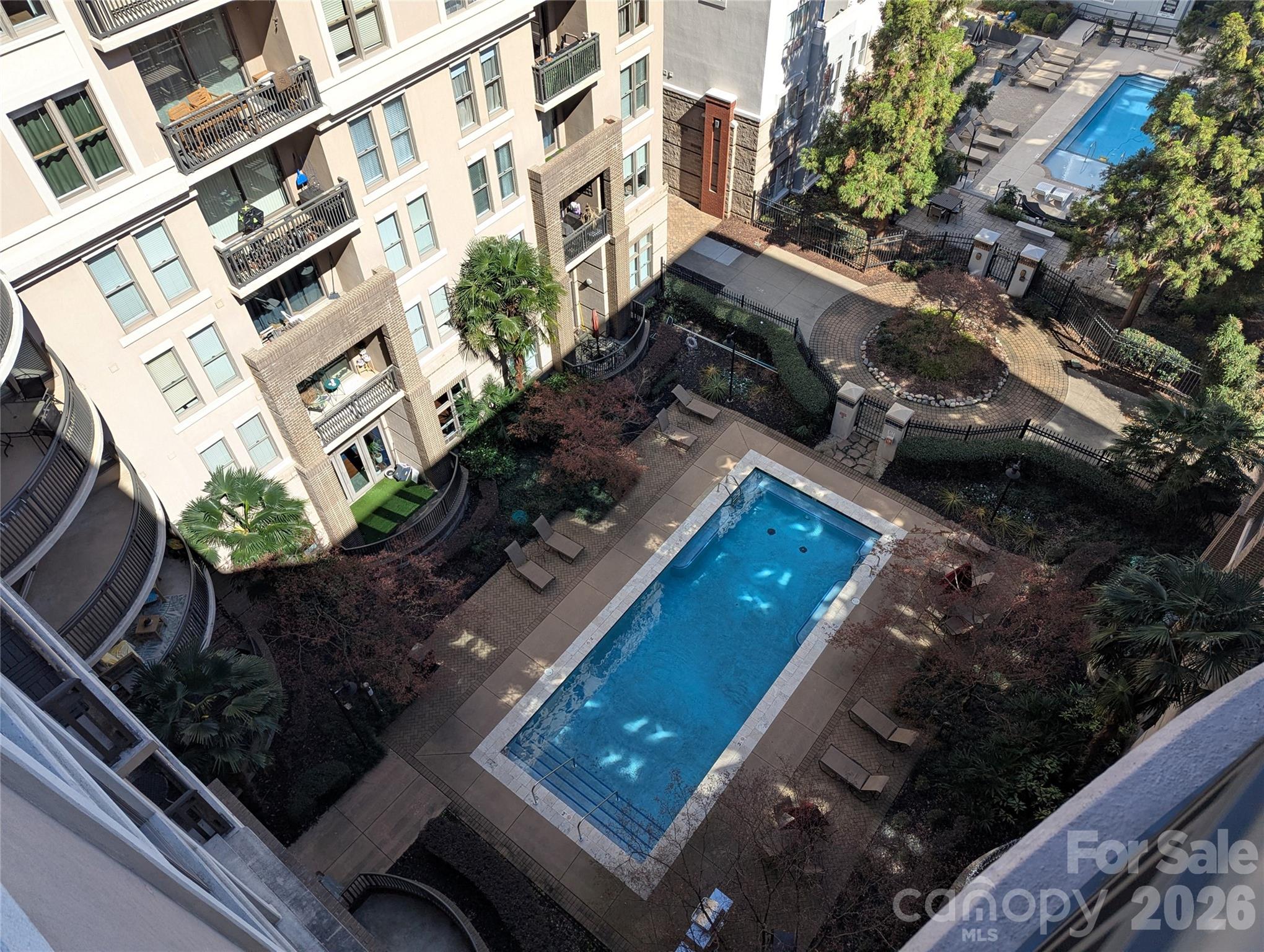 Gateway Plaza - Residential