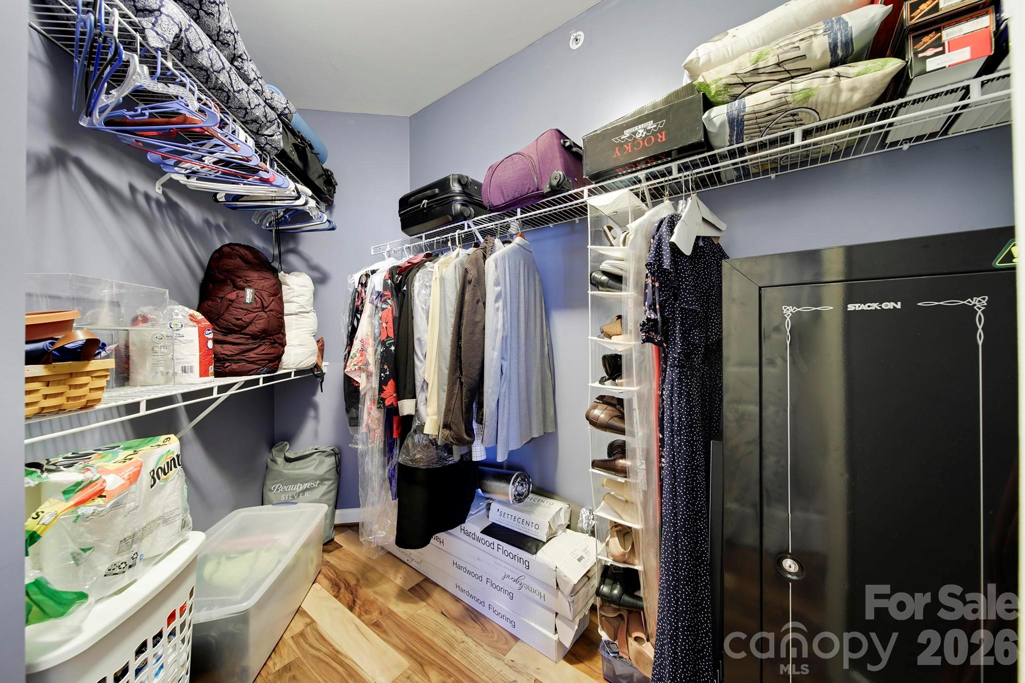 Gateway Plaza - Residential