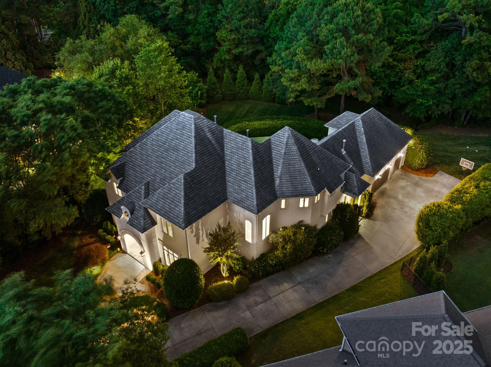 15038 Jockeys Ridge Drive