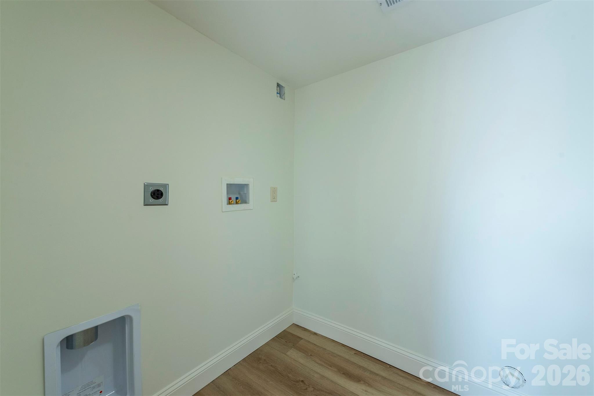 Brookland Manor - Residential