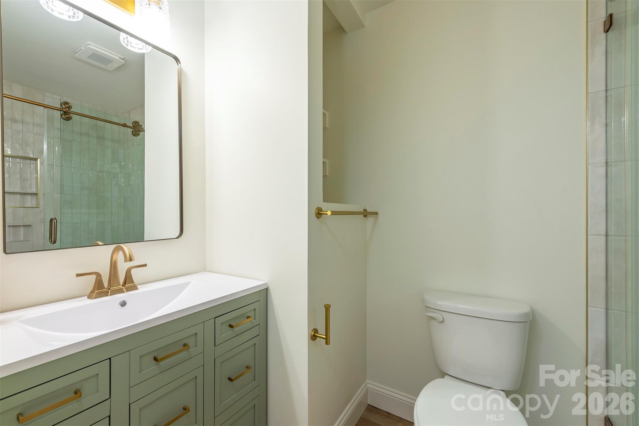 Brookland Manor - Residential