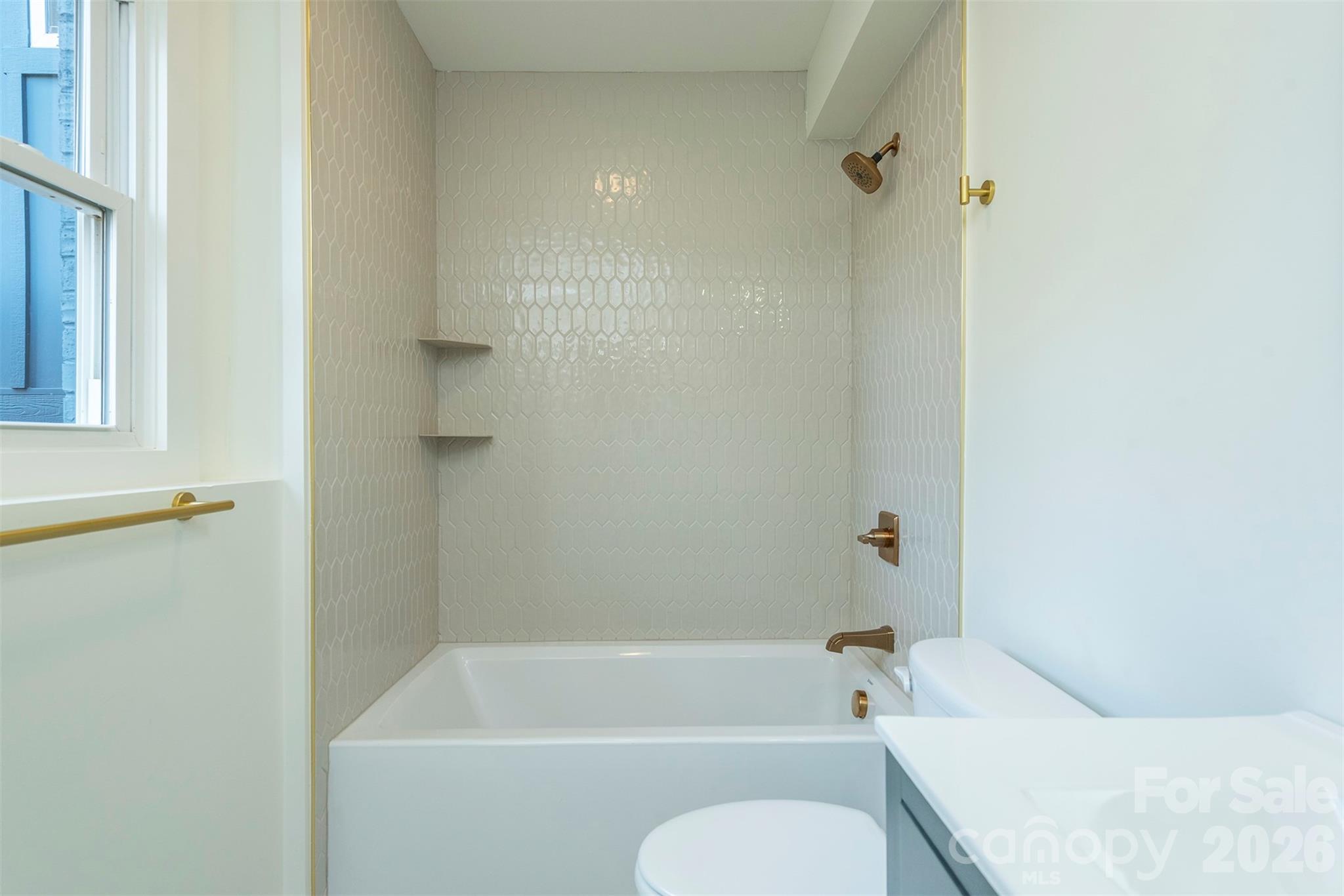 Brookland Manor - Residential