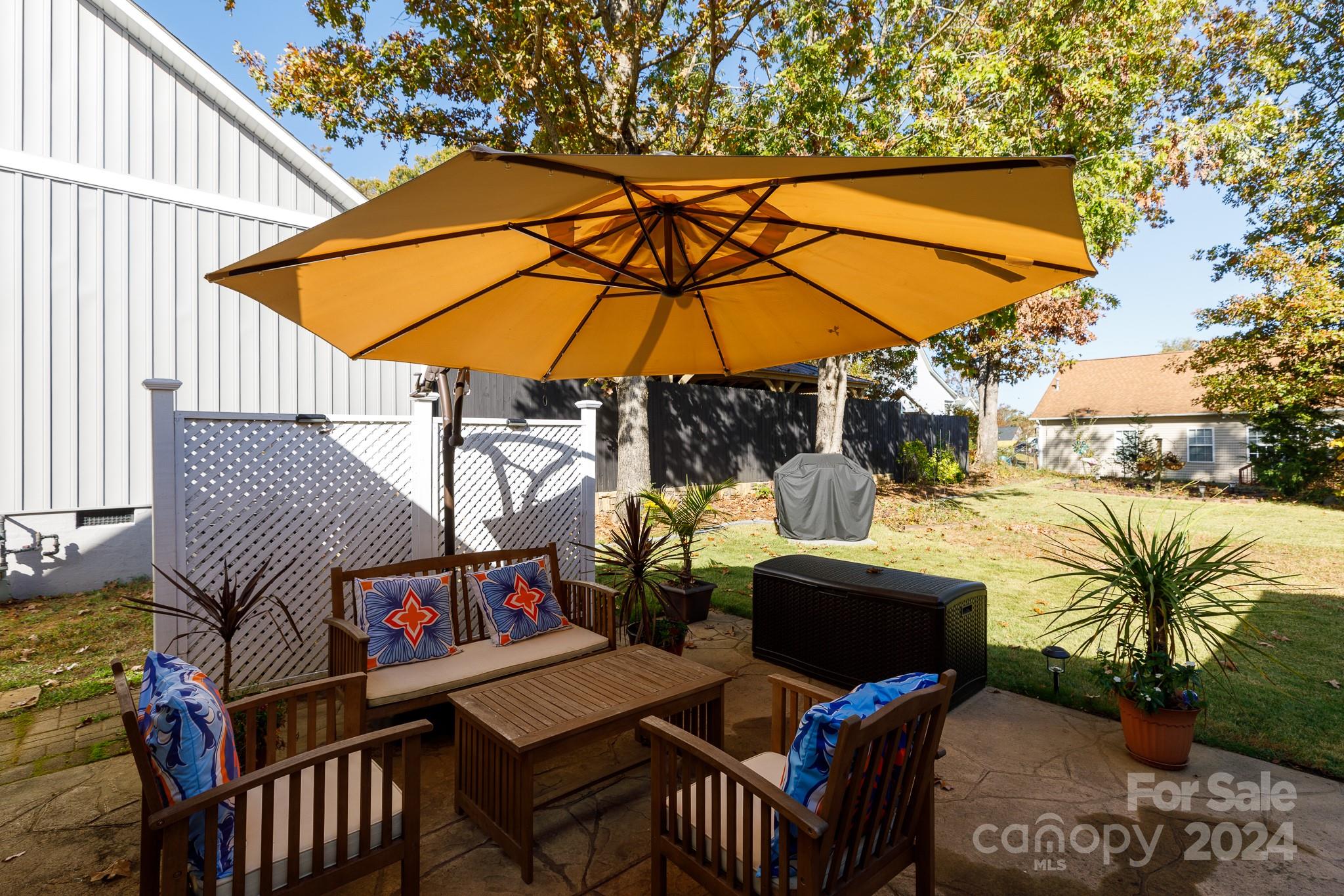 Hallmark Glen - Residential