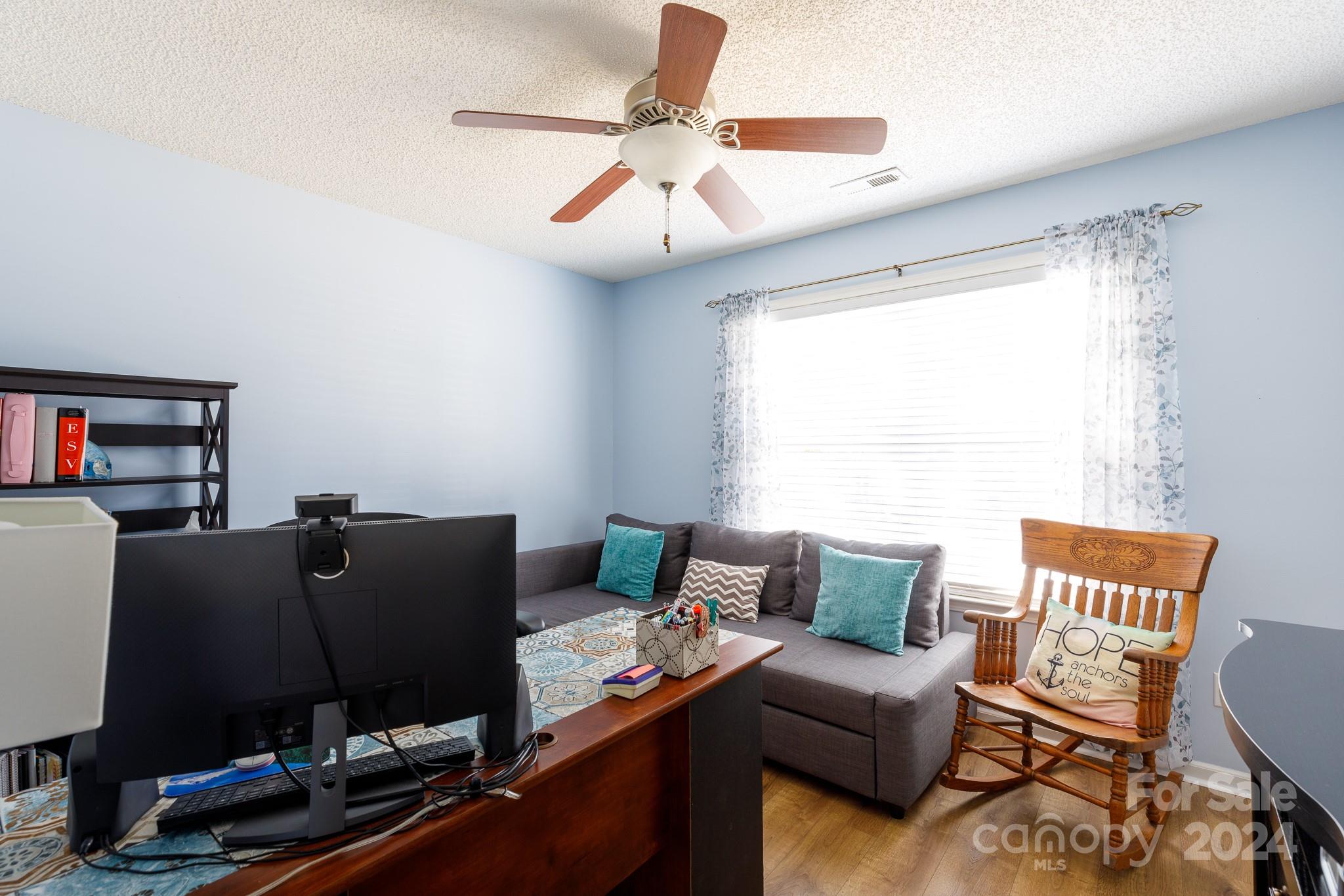 Hallmark Glen - Residential