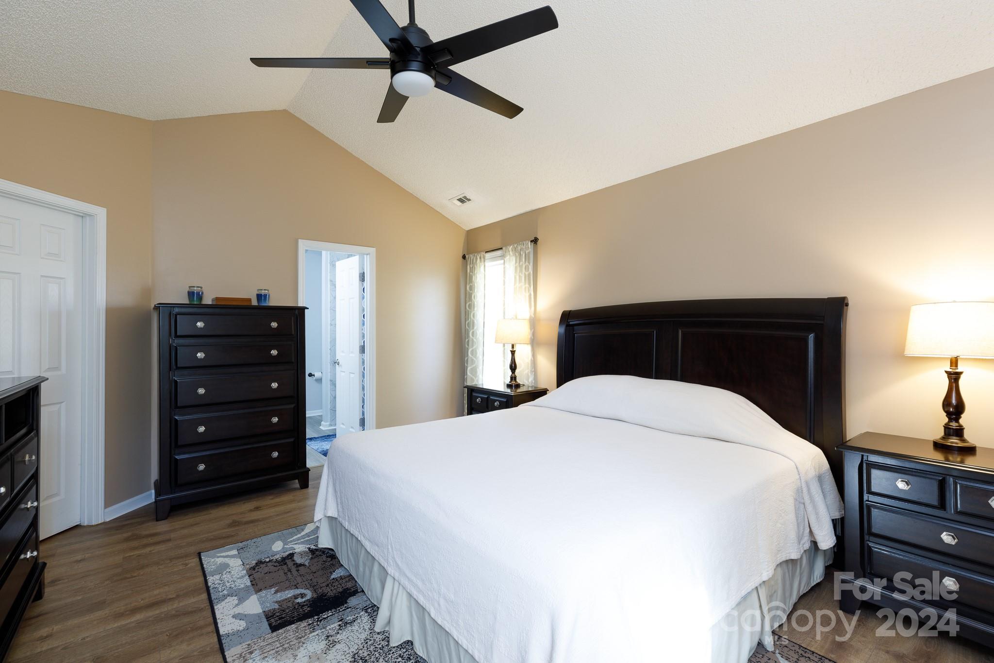 Hallmark Glen - Residential