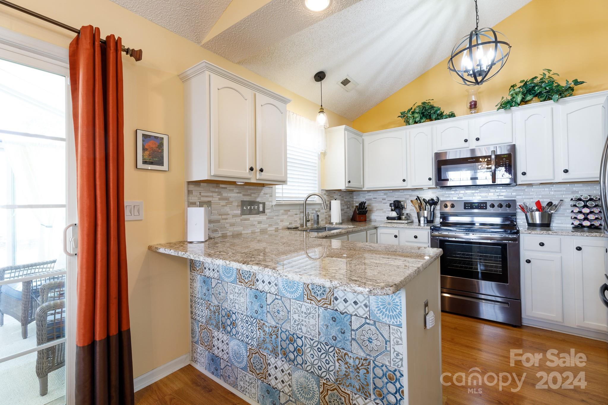 Hallmark Glen - Residential