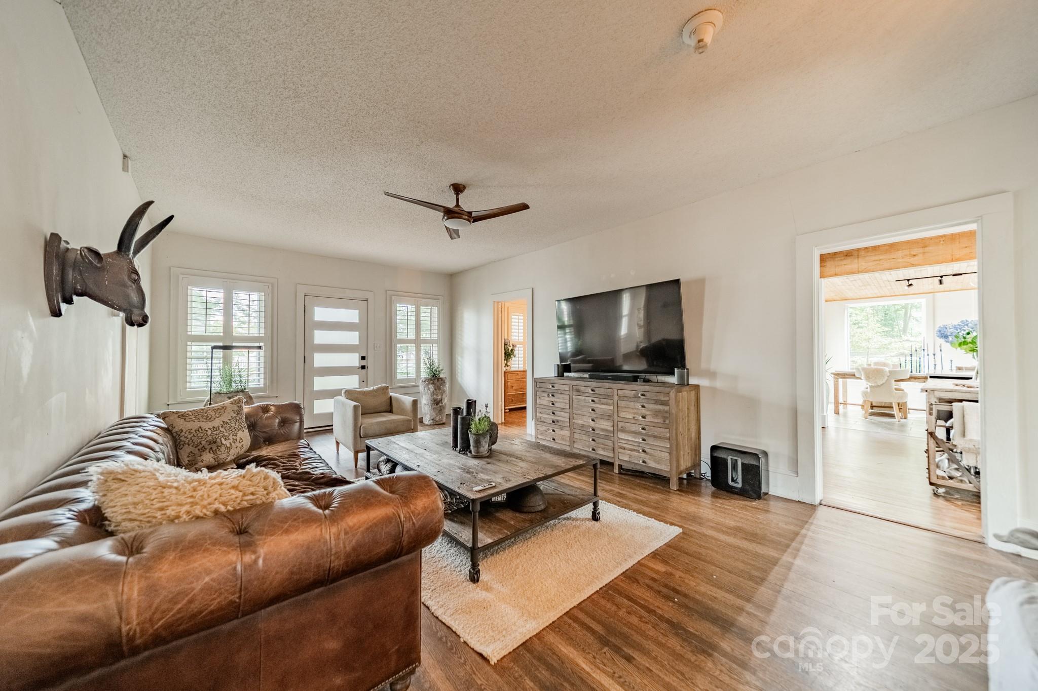 7901 Bud Henderson Road