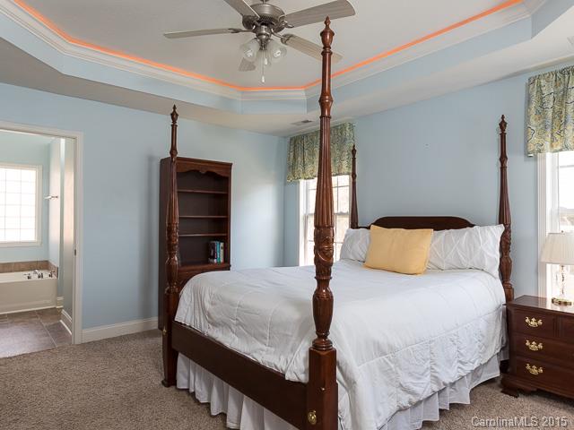 Eastview Oaks - Residential