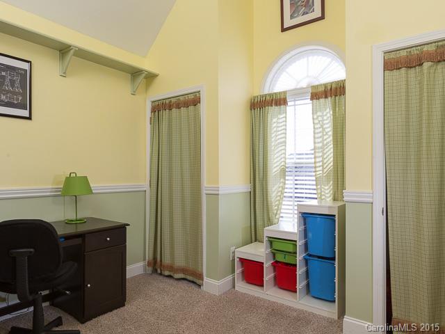 Eastview Oaks - Residential