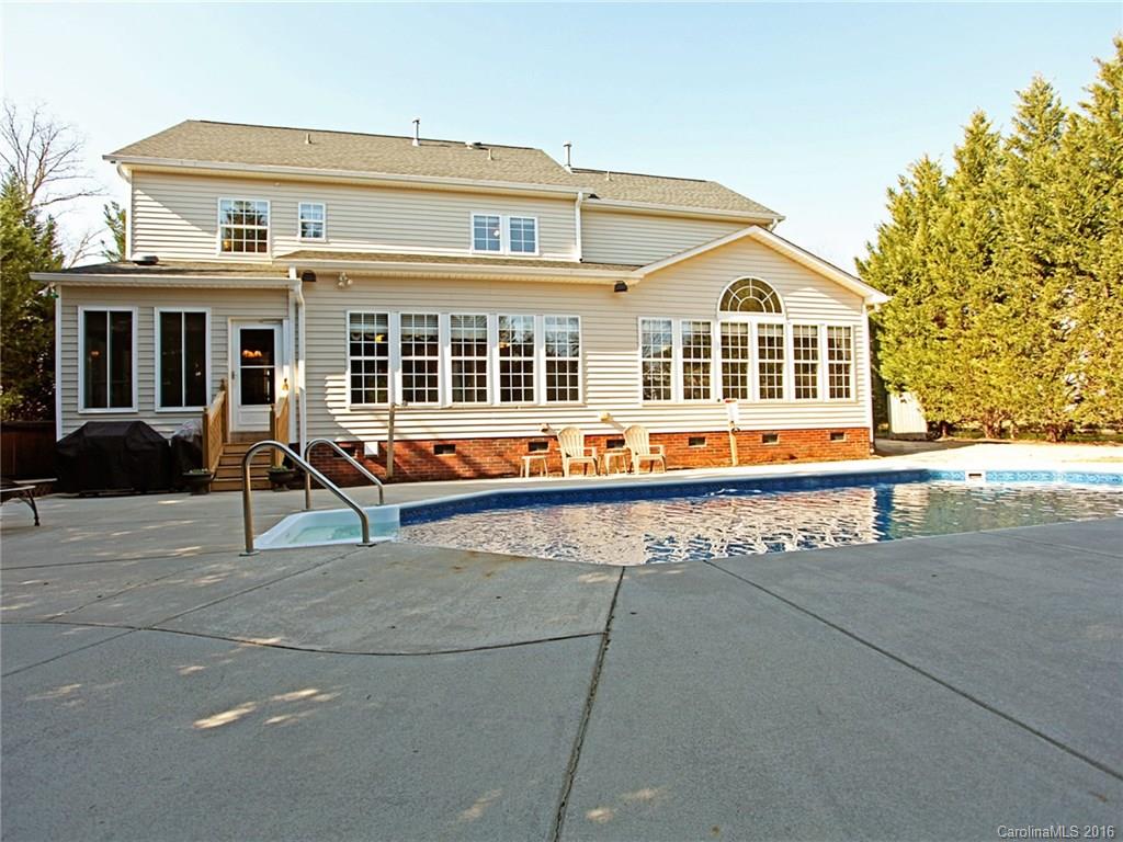 Sutton Place - Residential