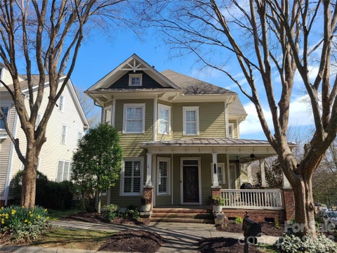 Photo of 727 E 9th Street, Charlotte, NC 28202 (MLS # 4428877)