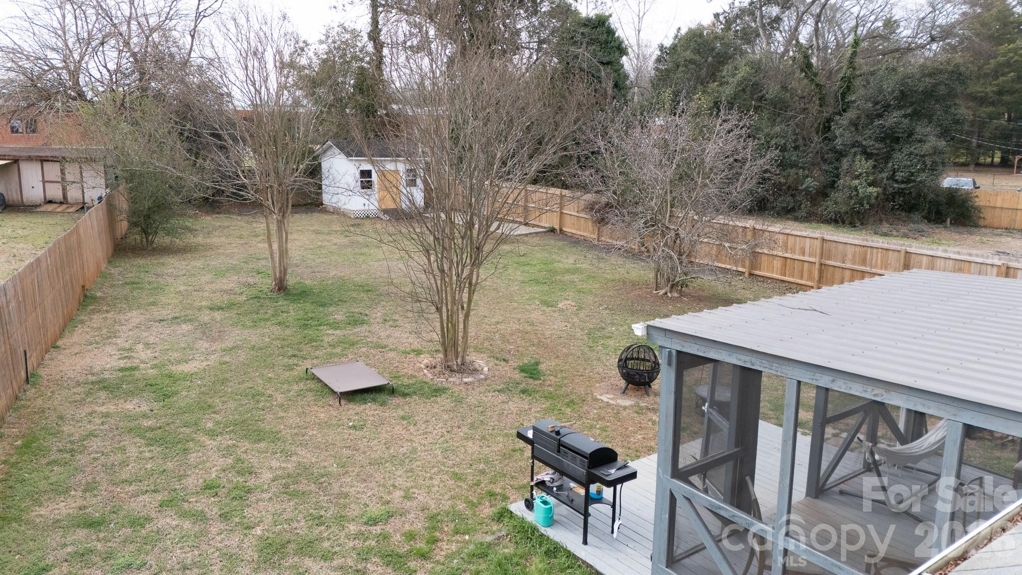 Country Club Estates - Residential