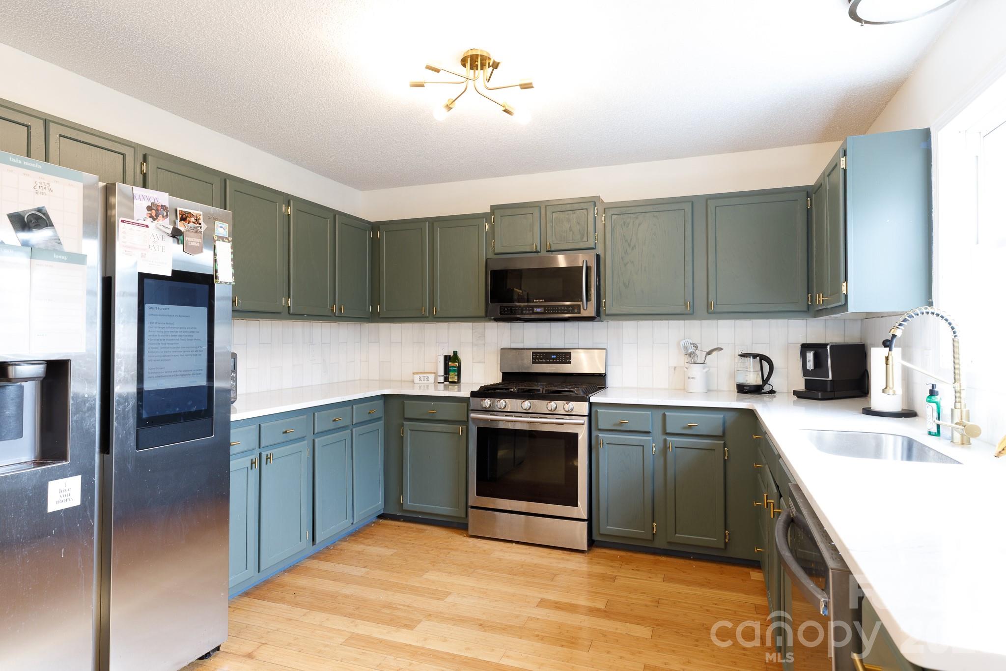 Country Club Estates - Residential