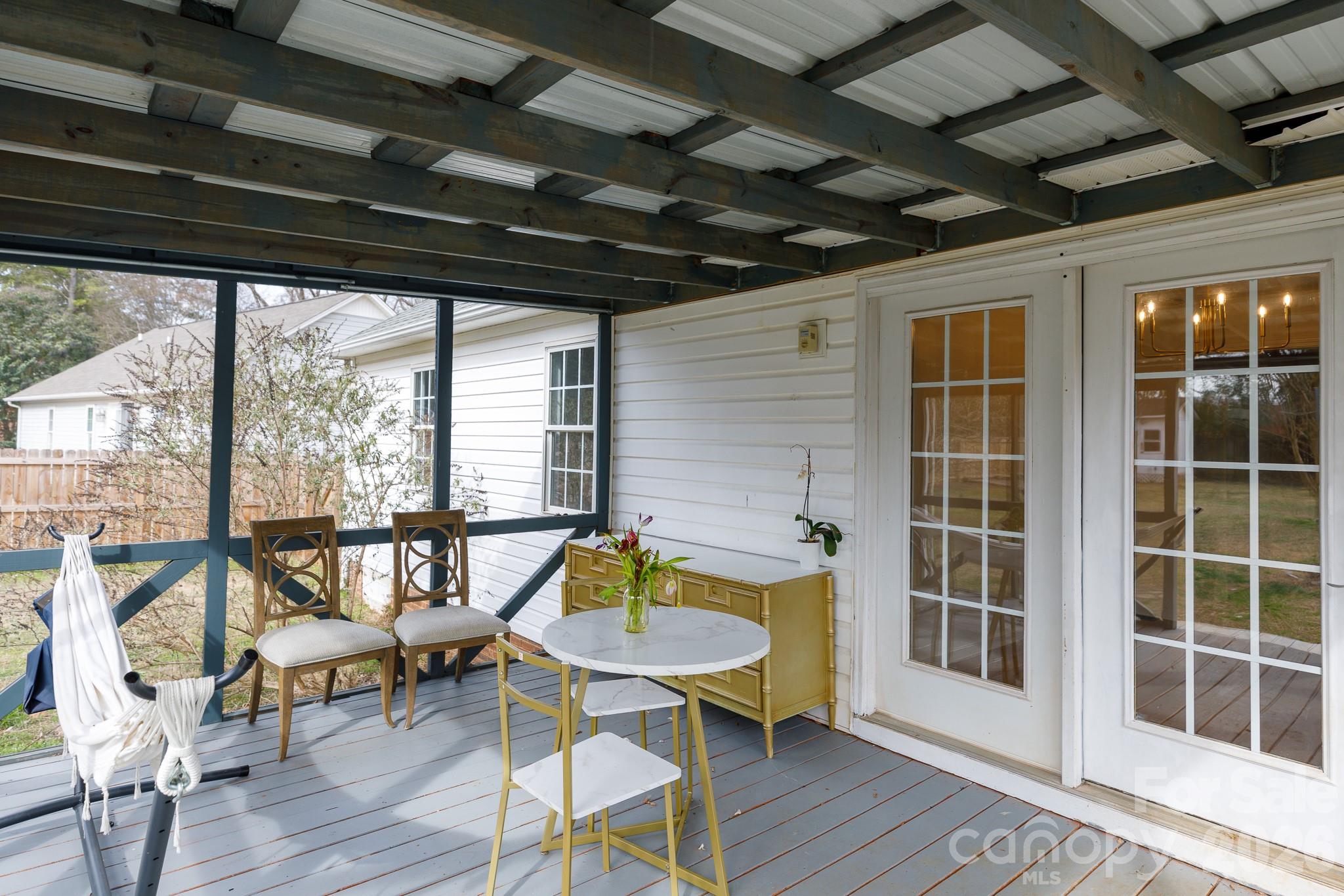 Country Club Estates - Residential