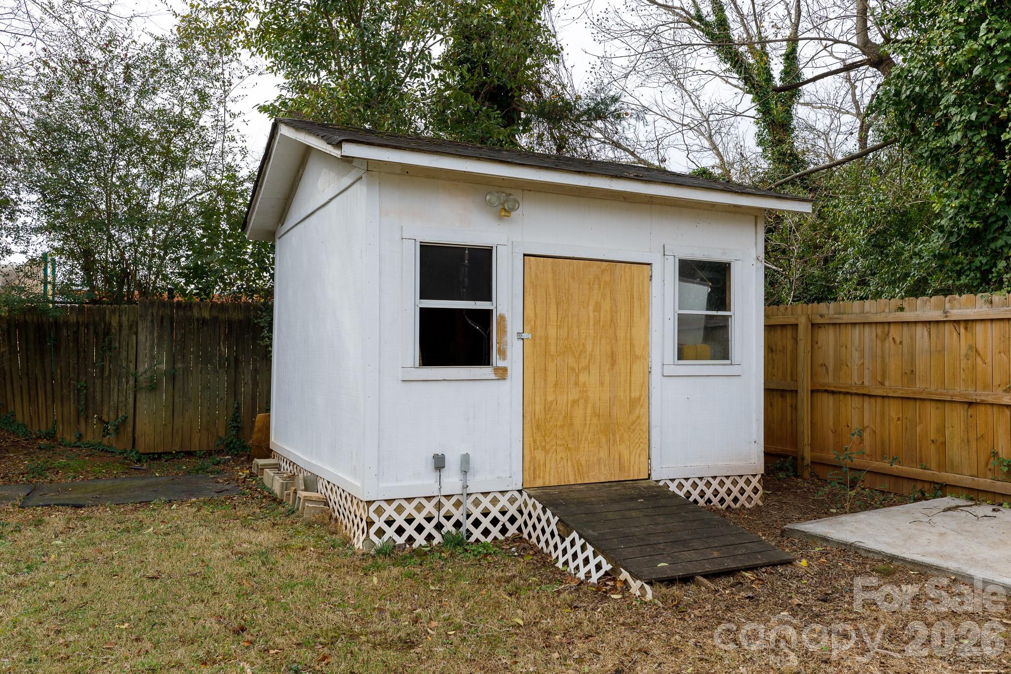 Country Club Estates - Residential