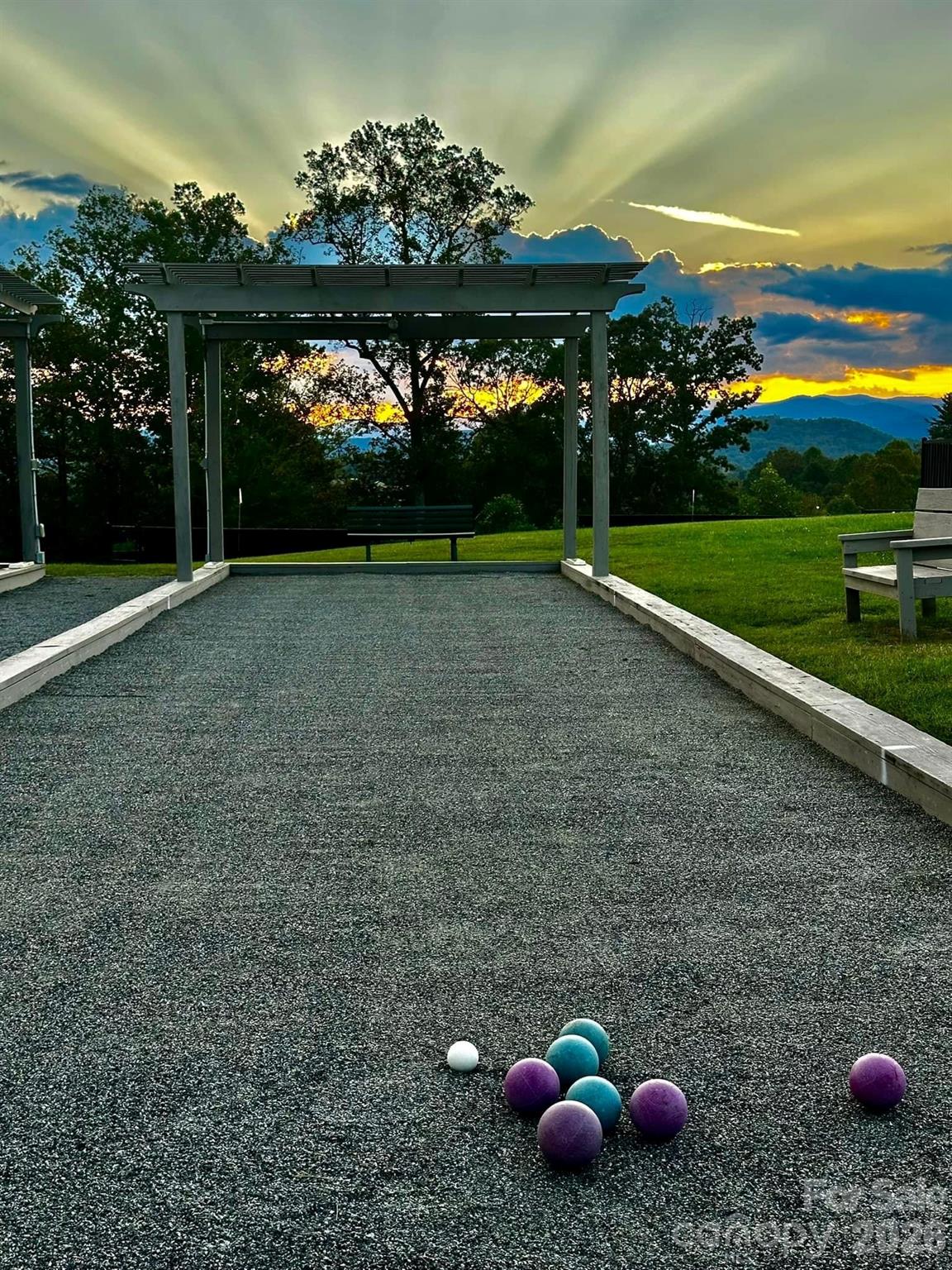 Cummings Cove - Land